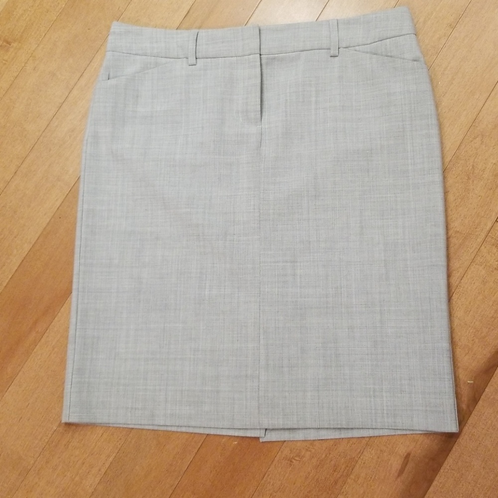 Express Editor Light Gray Skirt - Size 6